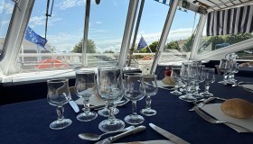Déjeuner croisière