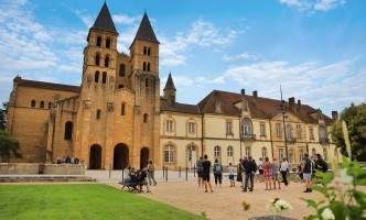 Visite guidée de la Basilique, du cloître et du centre historique