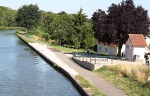 Aire de pique-nique à Coulanges