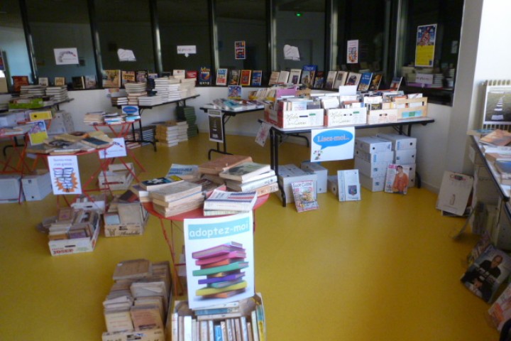© bibliothèque de Paray le Monial